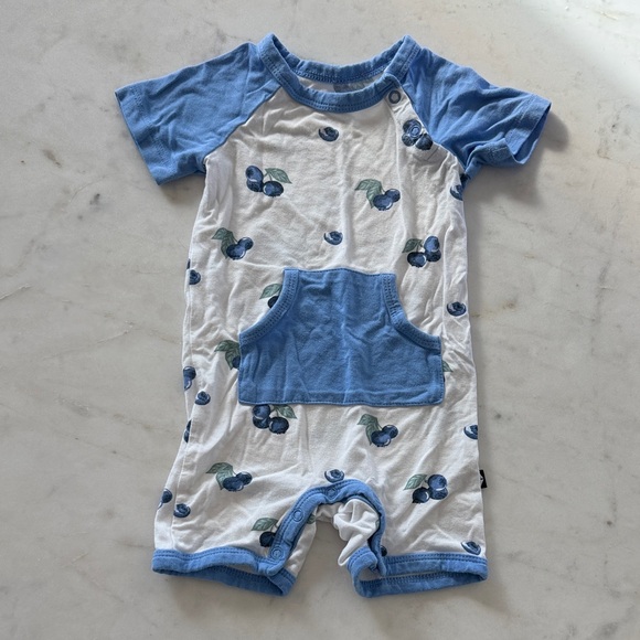 Kyte BABY Other - Kyte BABY Blue and White Blueberry 🫐 Baby One Piece